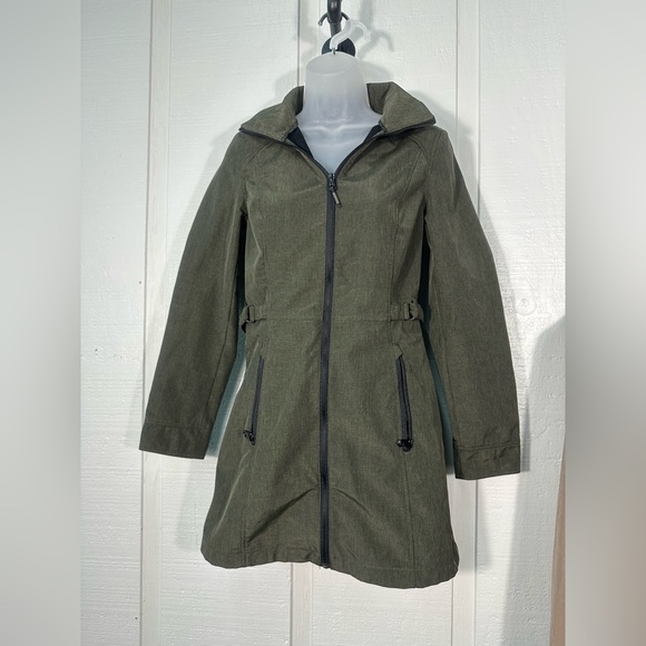 Nautica Jackets & Blazers - Nautica Women's Green Hooded Faux-Fur-Lined Anorak Raincoat Size XS EUC